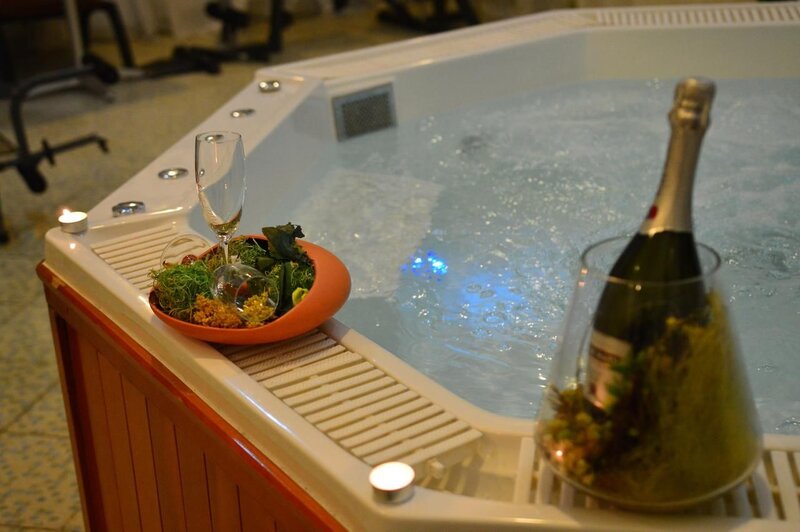 Predeal, Trei Brazi- vand sau inchiriez Hotel Andy Grand 4 stele